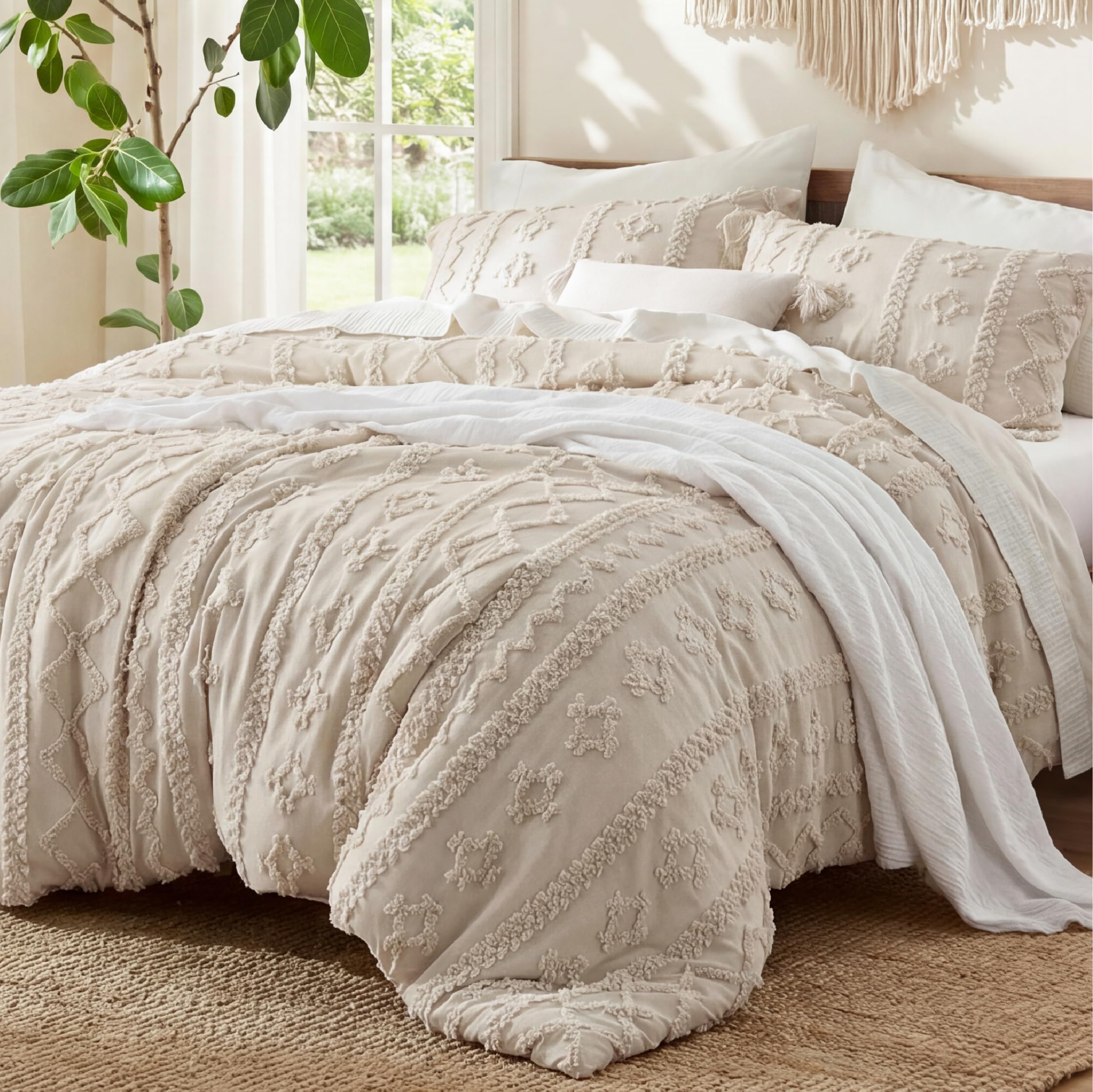 Bedsure Tufted Boho Comforter Set Queen Size - Beige Boho Bed Set, GentleSoft™ 3 Pieces Farmhouse-Style Embroidery Beddi
