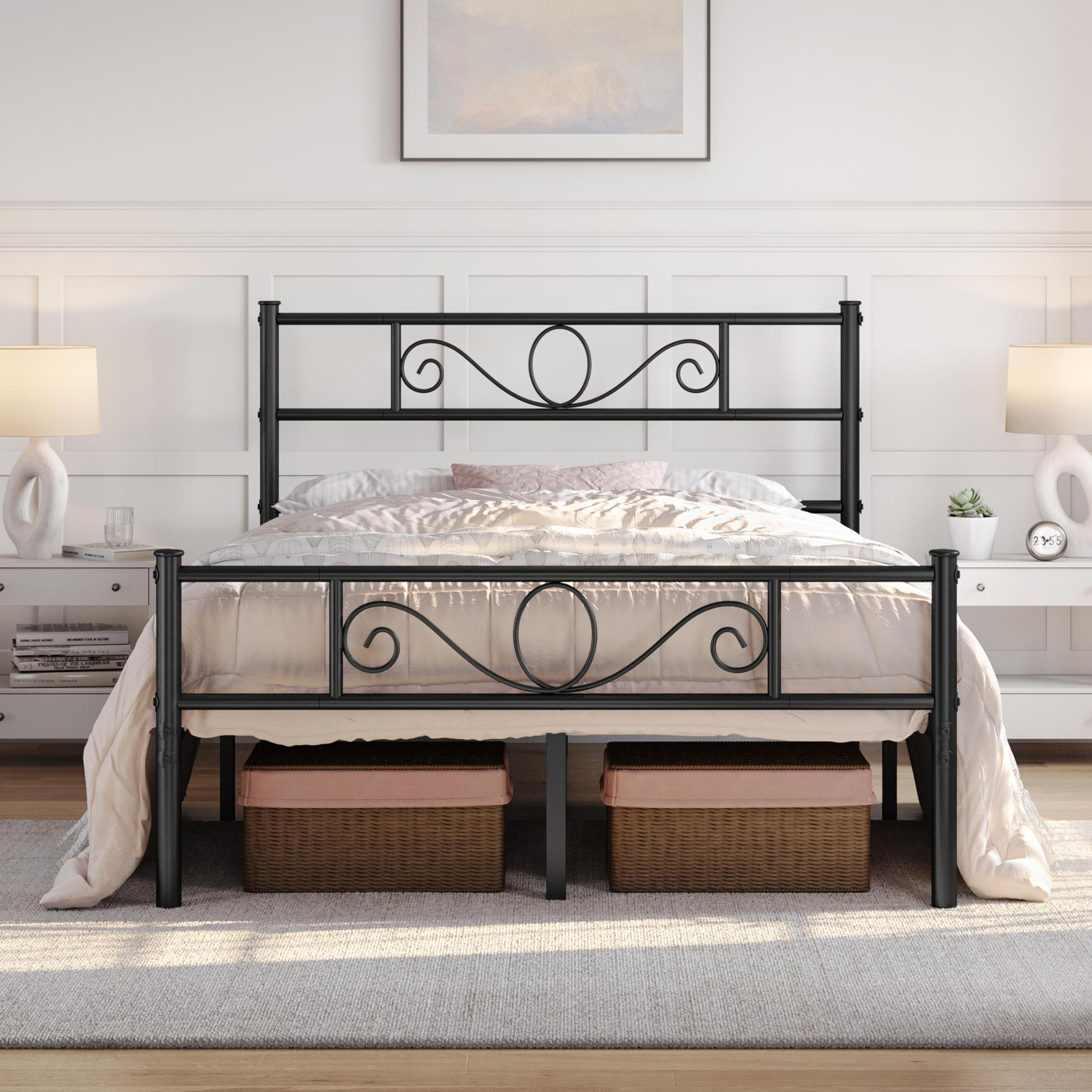 Yaheetech Metal Double Platform Bed 4ft6 Bed Frame Solid Bedstead Base with Scroll Design Headboard/