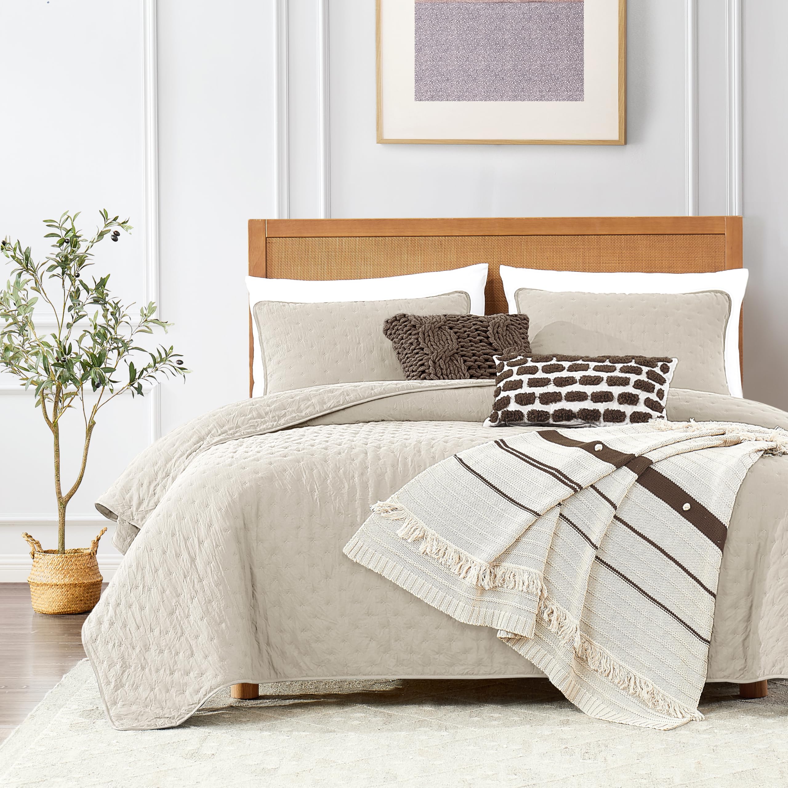 ROARINGWILD Beige Twin Size Quilt Bedding Set with 1 Pillow Sham, Lightweight Soft Microfiber Bedspr