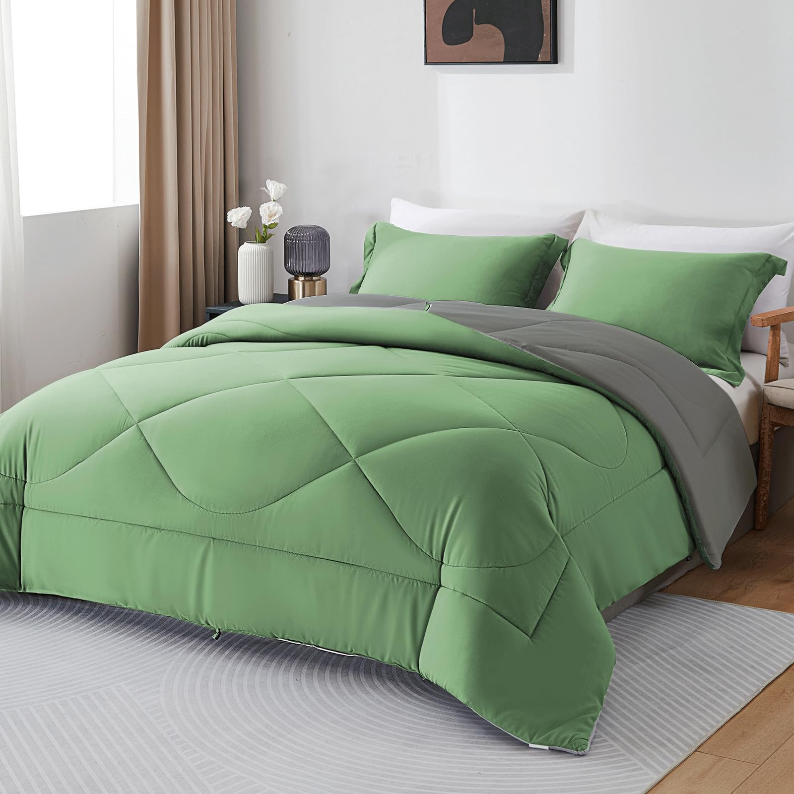 beeweed King Size Duvet, 10.5 Tog Down Alternative Comforter Set with 2 Shams, Reversible Coverless 