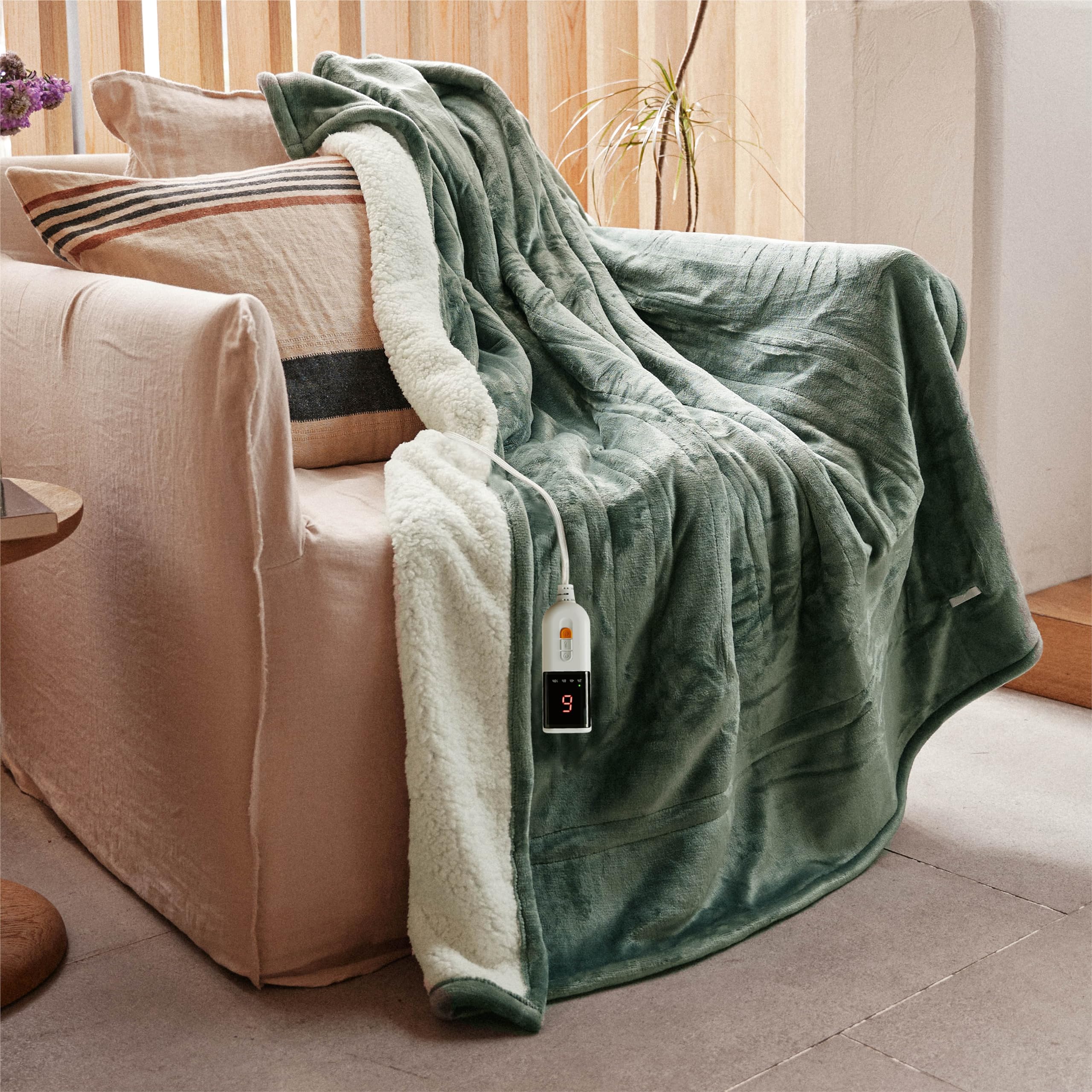 GOTCOZY Heated Blanket Electric Throw 130x160cm -Soft Silky Plush Heated Blanket with 9 Heat Setting