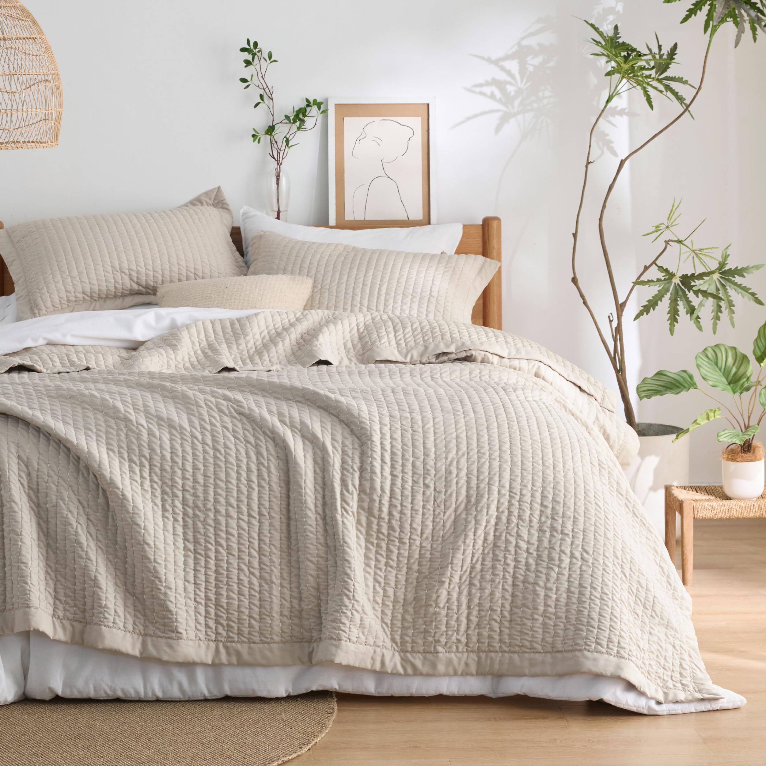 Bedsure Quilts Queen Size - Queen Quilt Bedding Set Bedspread Coverlet Comforter, Lightweight Neutral Striped Bedding, 3